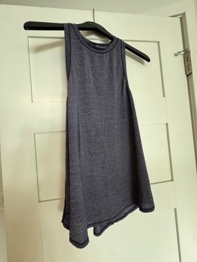 Lululemon Lightweight Split-Back Training Tank Top